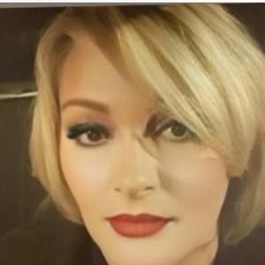 Meet your Posher, Ivana